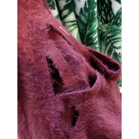 Ultra soft furry plush cozy oversized sweater 🍁 - Picture 5 of 7